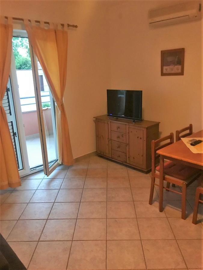 Apartments Juran Sukošan מראה חיצוני תמונה